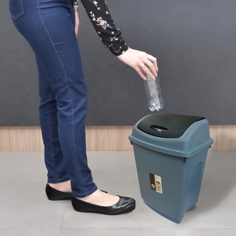21823Gris